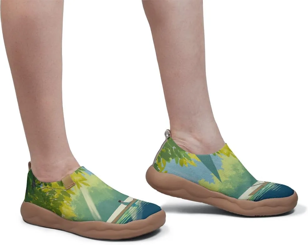 Women's Art Travel Shoes Slip-on Loafers Comfortable, Light and Fashionable Sneakers